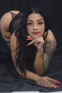 Duque Vernica, 28 éves, Podgorica/Montenegrói kísérők – 5