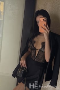 Melania, 26 años, Reikiavik / Islandia Escorts - 4