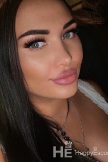 Lina, Usia 28, Podgorica / Montenegro Escort - 3