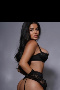 Sarahtop, Usia 26, London / Inggris Raya Escort - 5