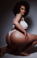 Zlata, Age 21, Escort in Tirana / Albania