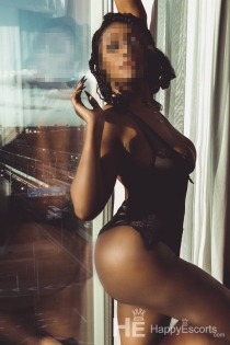 Stacey Bonsu, 29-aastane, Amsterdami / Hollandi saatjad – 1