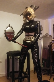 Tv Domina Isabelle, Age 50, Escort in Mülheim an der Ruhr / Germany - 3