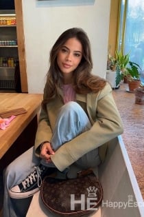 Cecilia, Age 25 - 9