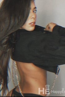 PAULINA, Age 36 - 5