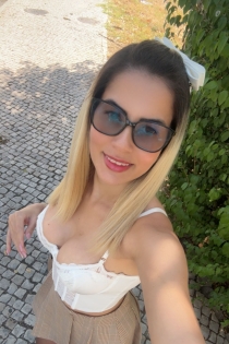 Alice, 23 tuổi - 7