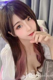 Rey Lee, 25 let, Praha / Česká republika Eskorty - 3