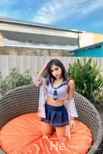 Melda, Usia 22, Bali / Indonesia Pengawal - 1