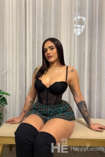 Estefanny, Umur 22, Pengiring Paris / Perancis - 2