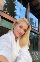 Лиля, 22 года, Загреб / Хорватия Эскорт