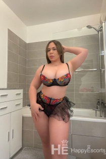 Syrine, Age 24, London / United Kingdom Escorts - 5