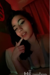 Oumayma, Age 19, Escort in Antwerp / Belgium - 1