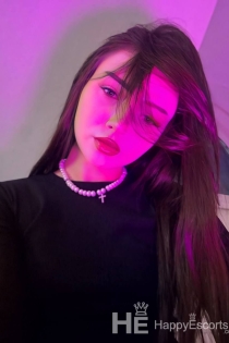 Monica, 21 let, Moskva / Rusko Doprovod - 8