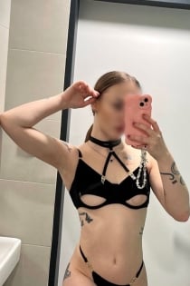 Alexandra, 23 let
