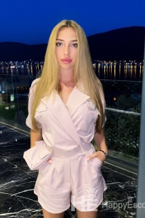 Adelina, 22 let, Tirana / Albánie Escorts - 6