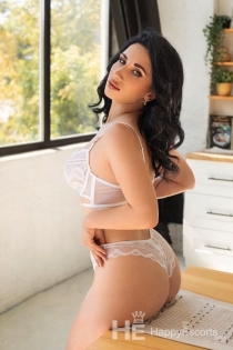 Dominika, 21 ετών, Τίρανα / Αλβανία Συνοδοί - 5