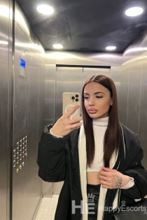 Luiza, 25-aastane, Riia / Läti Saatjad – 2