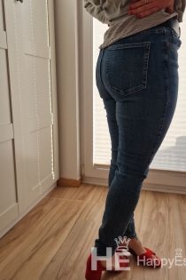 Hotwife810, věk 32, Neustadt an der Weinstrasse / Německo Doprovod - 2