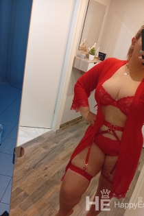 Andrea, 38 jaar, Saint-Malo / Frankrijk Escorts - 5