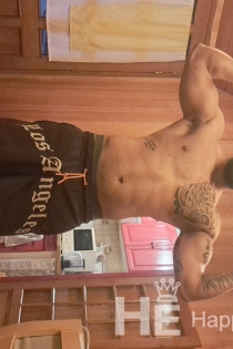 Juan, 31 ans, Troyes / France Escortes - 2