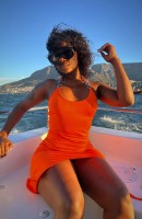 Ara, Umri wa miaka 26, Sandton / Afrika Kusini Wasindikizaji