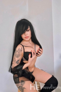 Martha, Age 20, Escort in Düsseldorf / Germany - 2