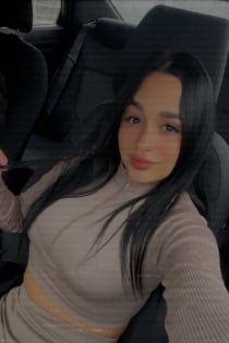 Carolina, Age 24 - 18