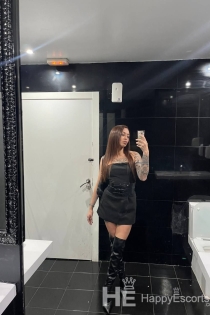 Anni, 27-aastane, Barcelona / Hispaania saatjad – 5