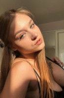 Maria, Age 21, Escort in Dubai / UAE