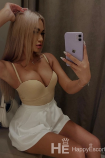 Monika, 24 éves, Budapest / Magyarország Escorts - 1
