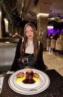 Olivia, 25 anni, Napoli / Italia Escort