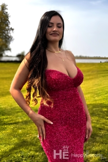 Penny, Age 30, Escort in Dubai / UAE - 1