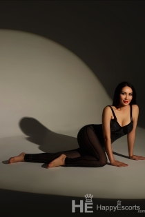 Kira, Age 21, Escort in Tirana / Albania - 6