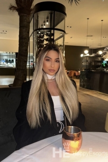 Nina, Age 27 - 2