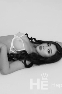 Karina, Miaka 19, Tirana / Albania Wasindikizaji - 2
