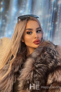 Vika, Usia 23, London / Pengawal Inggris - 8