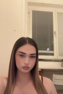 Dea, Age 23, Escort in Stockholm / Sweden - 3