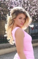 Jeneva Arness, Age 21, Dubai / UAE Escorts