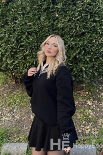 Nora, Yaş 21, İstanbul / Türkiye Eskortlar - 2