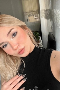 Нора, 22 години, Истанбул / Турция Ескорт - 4