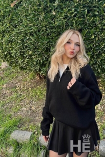 Нора, 22 години, Истанбул / Турция Ескорт - 3