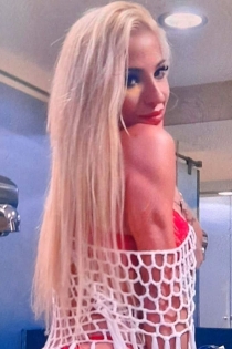 Marta, Age 36 - 7