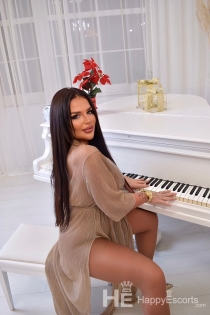 Megan Young, Age 22, Escort in Dubai / UAE - 7