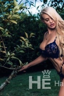 Angela, Age 33, Escort in Sliema / Malta - 6