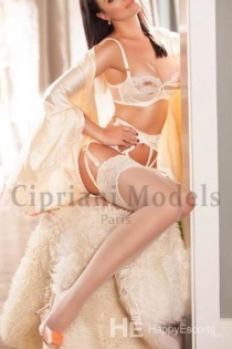 Annie, 22 let, Paříž / Francie Escort – 4