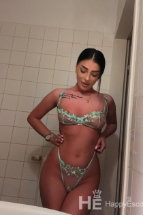 Луна, 22 години, Виена / Австрия Ескорт - 11