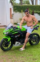Jacob Gigolo, Miaka 32, Athens / Ugiriki Wasindikizaji