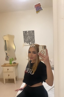 Catalina, 22-aastane, Tirana / Albaania saatjad – 3