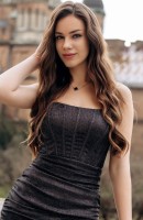 Satin, Age 23, Escort in Dubai / UAE