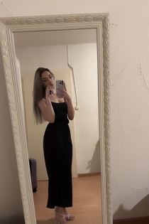 Maya, 19 let, Zürich / Švica Spremljevalci - 6